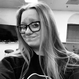 Meet your Posher, Cecilia